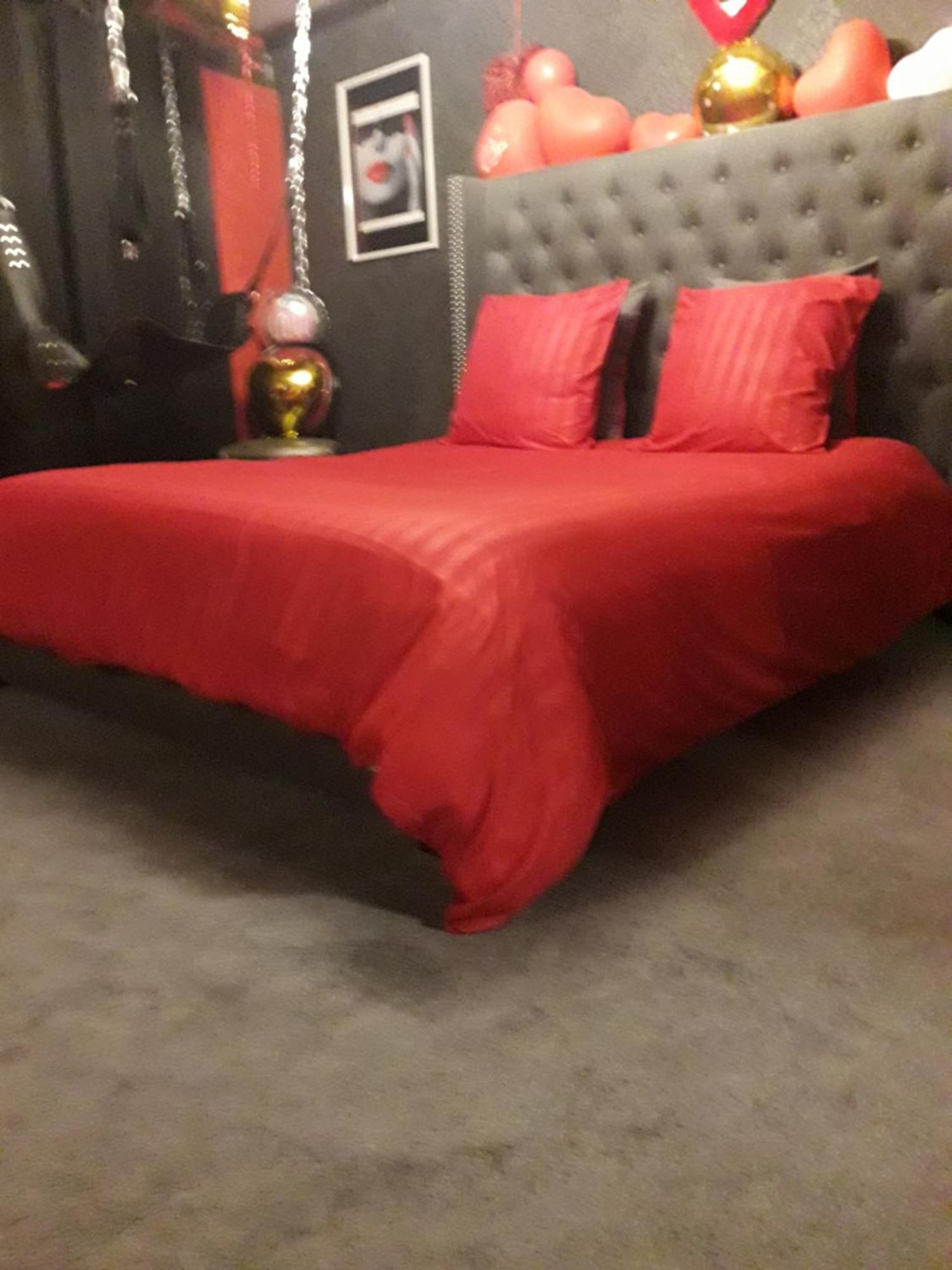 Love Room Le Rouge Et Noir Barr Exteriér fotografie