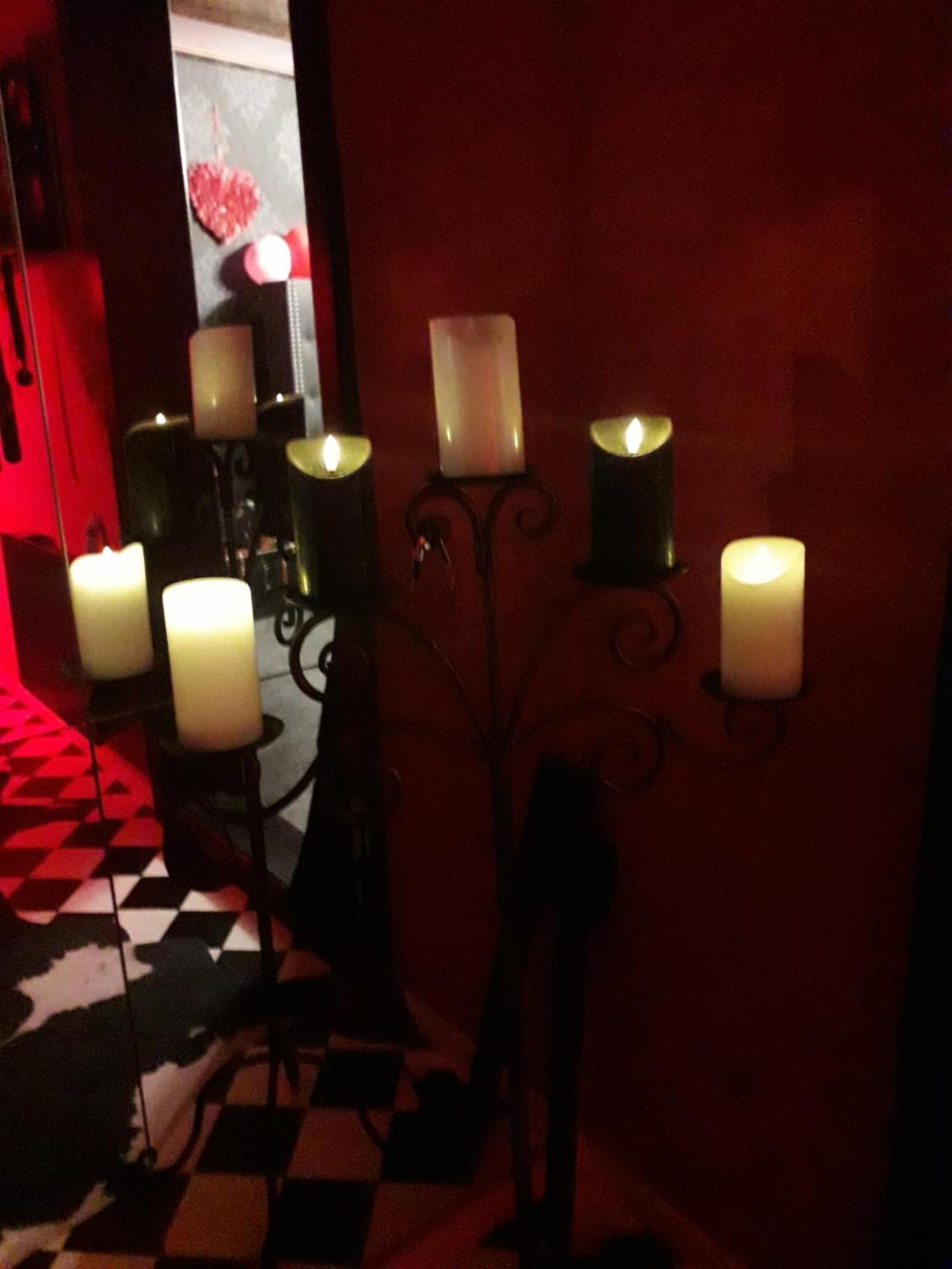 Love Room Le Rouge Et Noir Barr Exteriér fotografie